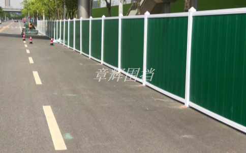 如何通過簡(jiǎn)易圍擋來解決農(nóng)村污水處理廠的隔離問題？（農(nóng)村污水處理中簡(jiǎn)易圍擋的應(yīng)用建議）