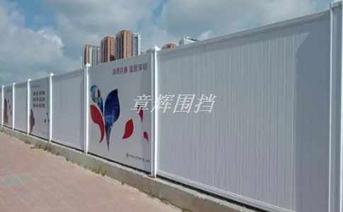 簡(jiǎn)易圍擋在臺(tái)風(fēng)災(zāi)害等極端天氣情況下是否具備抗風(fēng)能力？（簡(jiǎn)易圍擋在自然災(zāi)害中的應(yīng)急防護(hù)作用）