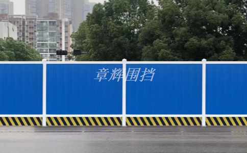 簡易圍擋在不同場合下的使用壽命有何區(qū)別？（不同場合下簡易圍擋的使用年限分析）